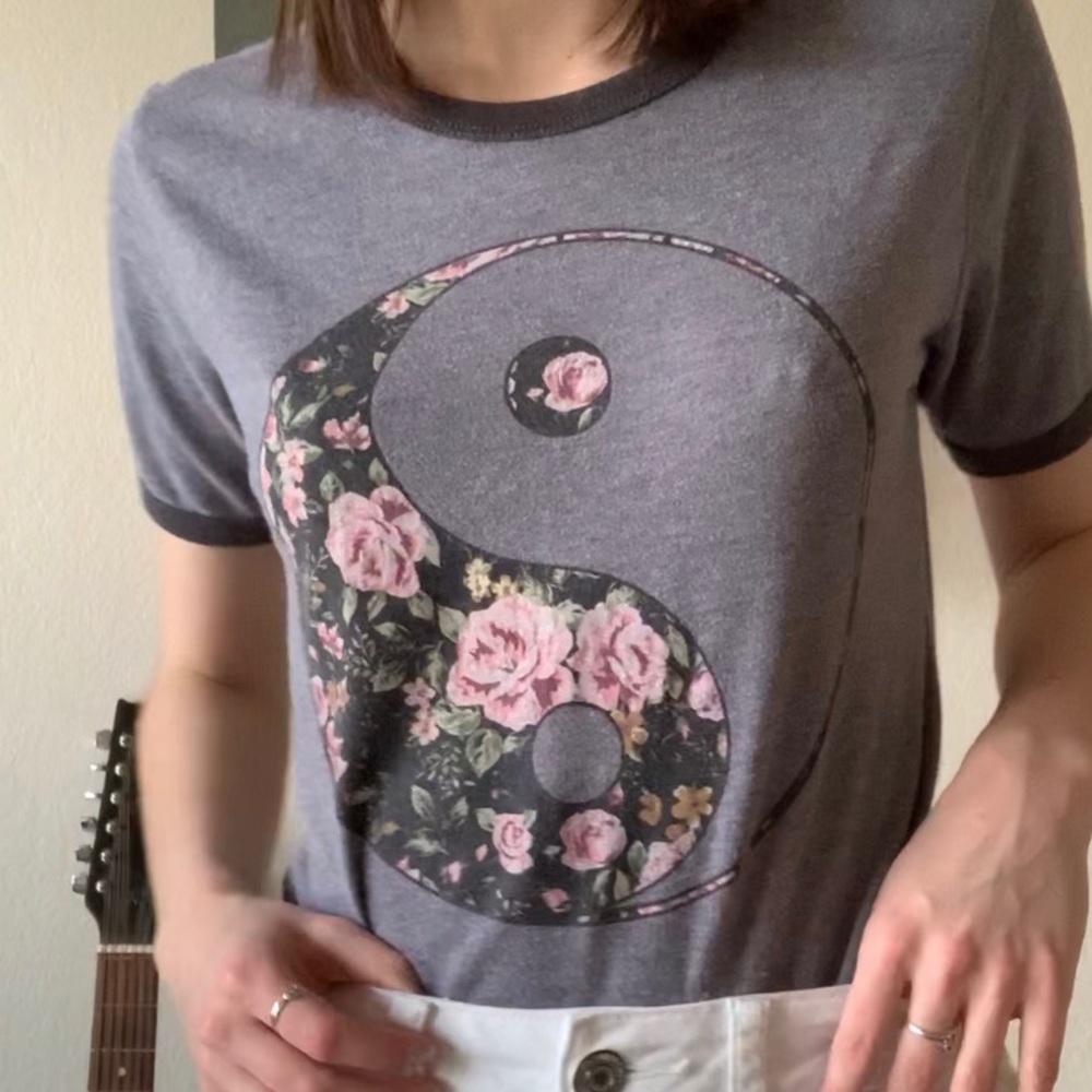 Shirt bundle - Picture 2 of 5